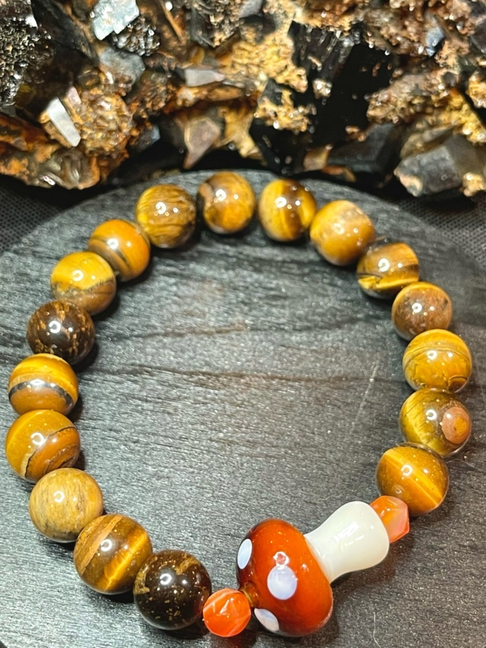 🌑Tigereye Carnelian Gemstone & Glass Mushroom Stretch Bracelet🌑